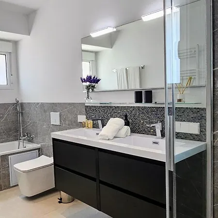 6 Bedrooms New Luxury With Private Pool And Jacuzzi * Marbella
