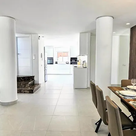 Villa 6 Bedrooms New Luxury With Private Pool And Jacuzzi *