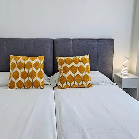 6 Bedrooms New Luxury With Private Pool And Jacuzzi
