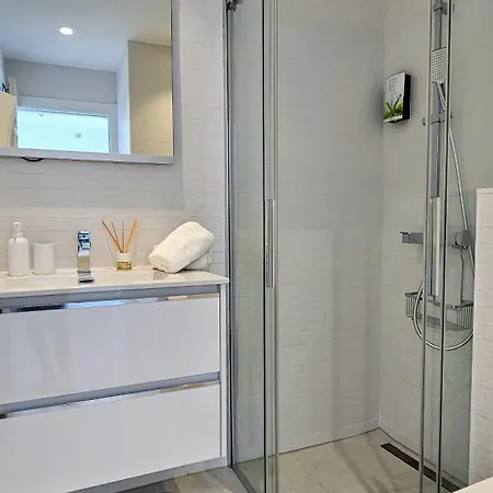 Villa 6 Bedrooms New Luxury With Private Pool And Jacuzzi *