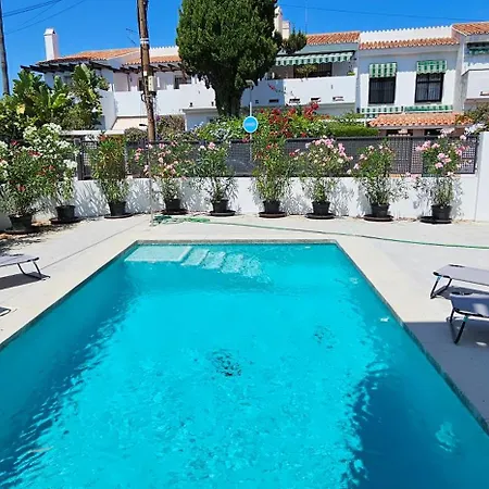 6 Bedrooms New Luxury With Private Pool And Jacuzzi *