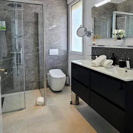 6 Bedrooms New Luxury With Private Pool And Jacuzzi Marbella